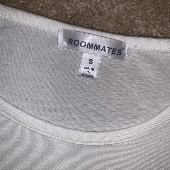 white blouse - Picture 2 of 2